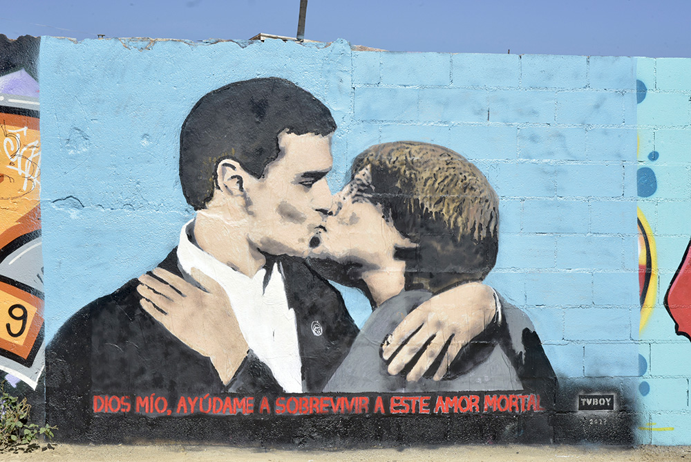 Grafiti de Sánchez y Puigdemont